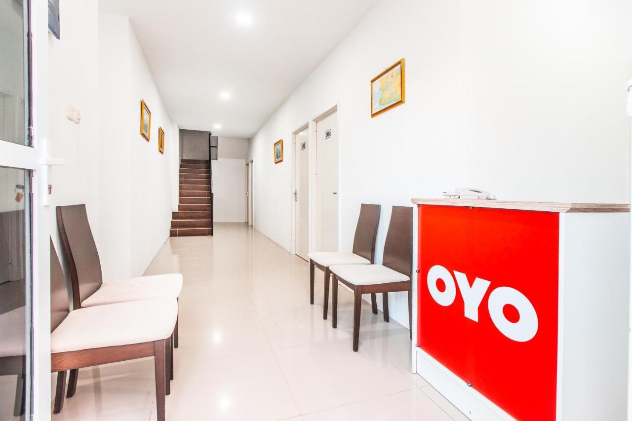 OYO 907 Wisma Cakung Jakarta Exterior foto