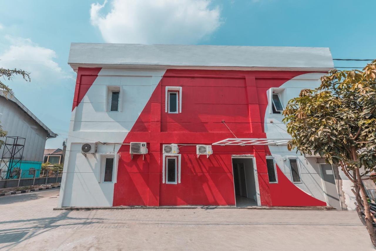 OYO 907 Wisma Cakung Jakarta Exterior foto